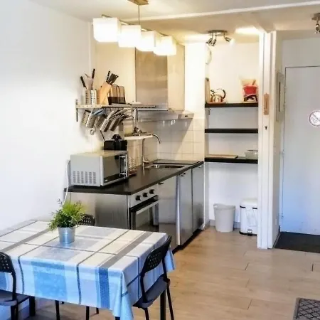 Appartement - 4 Pers, 30 M2, 1/0 6 *